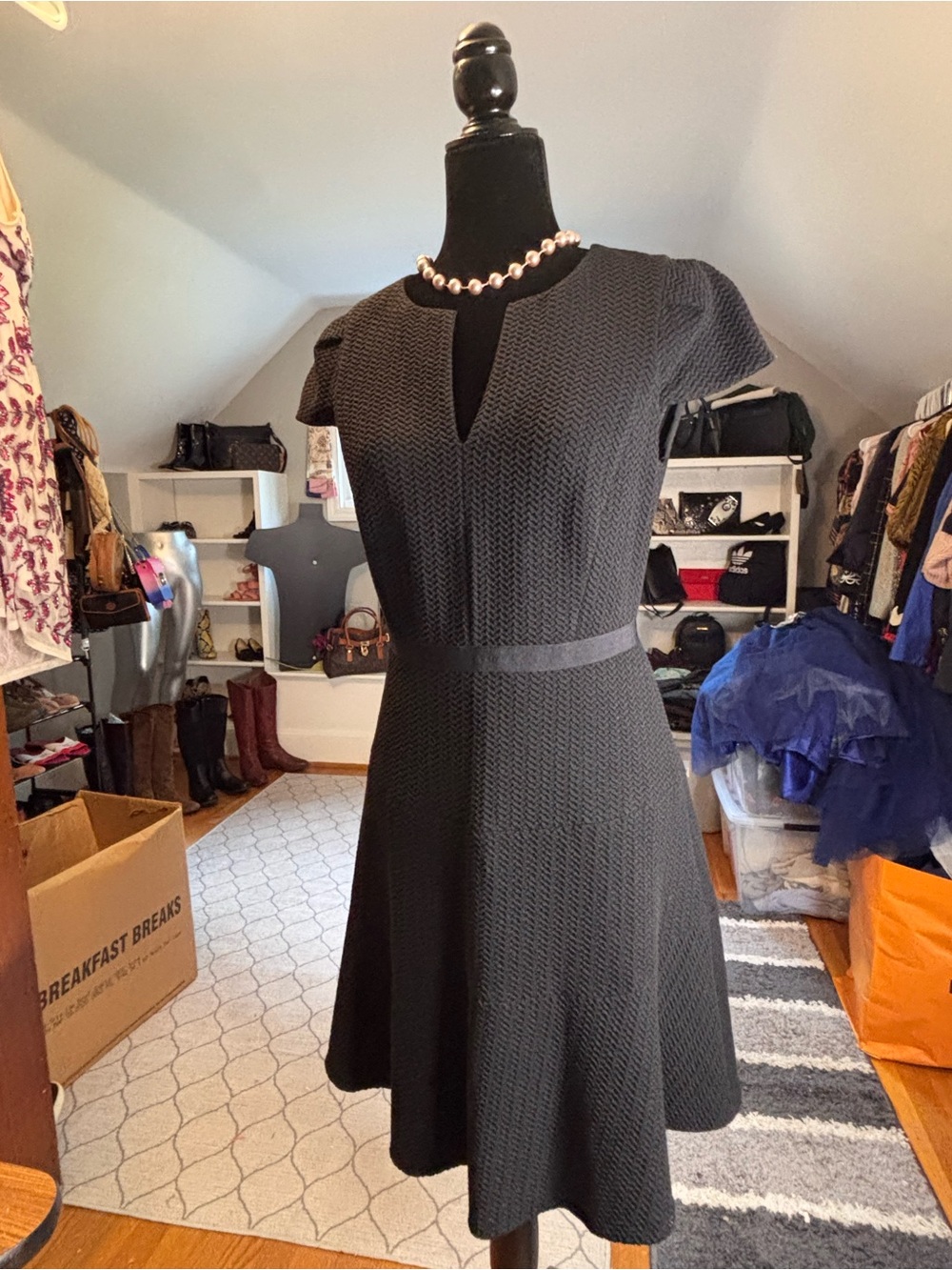 Rebecca Taylor Black Textured Fit & Flare Dress Sz 4 Classic Little Black Dress - Picture 3 of 8